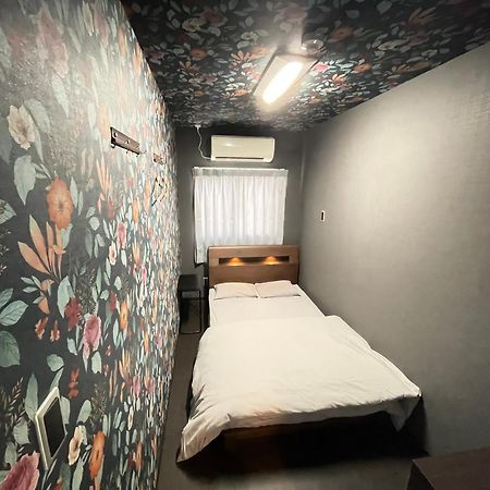 Hotel Sunplaza 2 Annex Осака Екстериор снимка