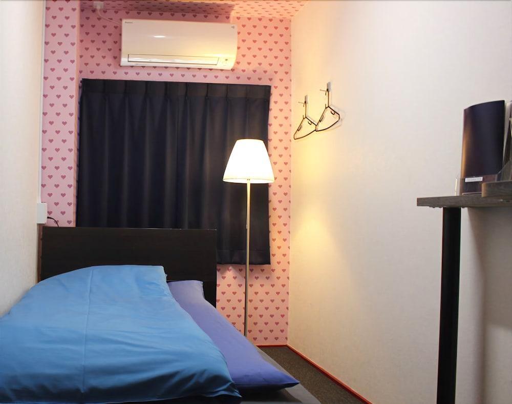 Hotel Sunplaza 2 Annex Осака Екстериор снимка